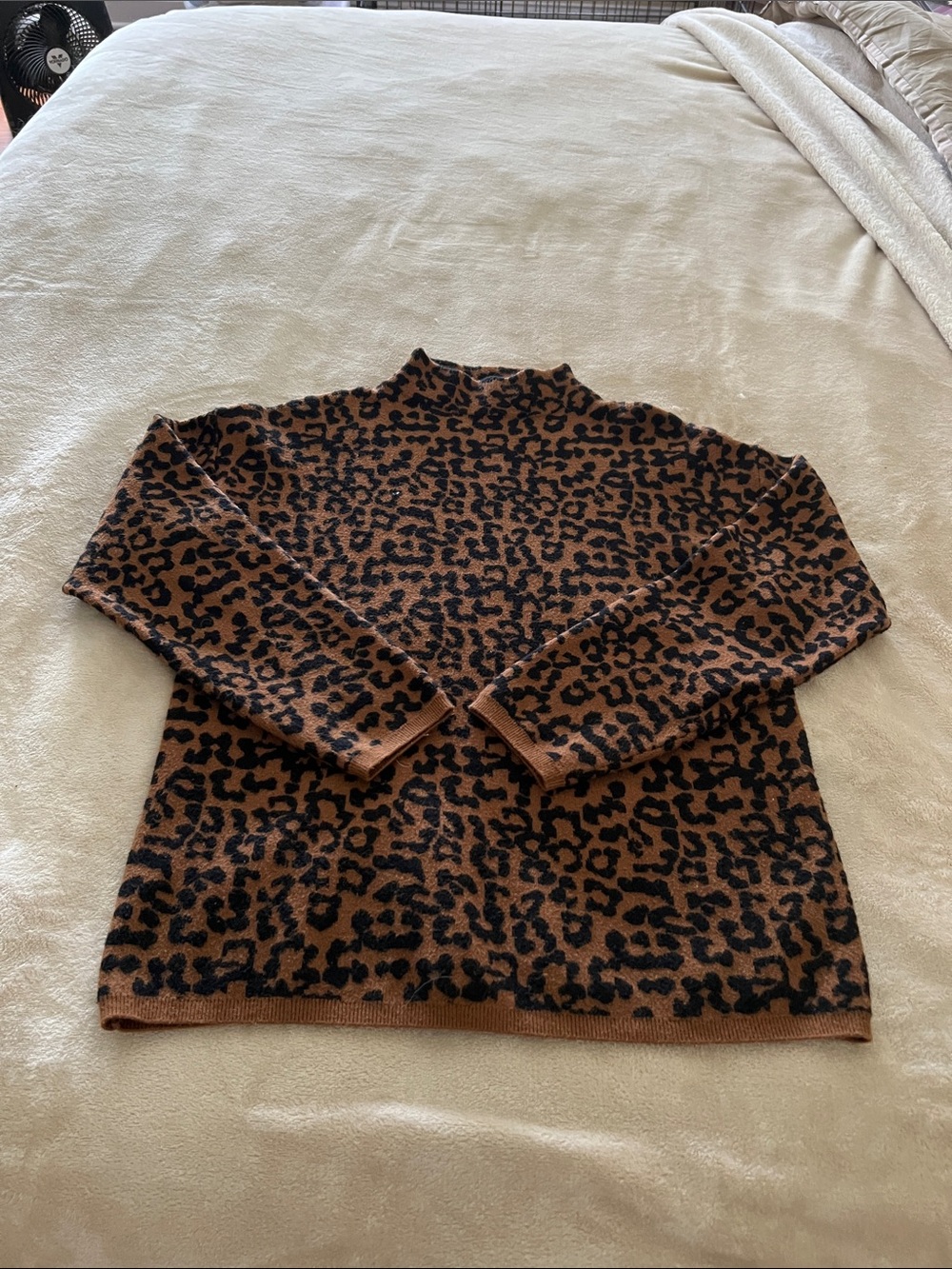 Tahari Brown and Black Leopard Print Turtleneck Sweater